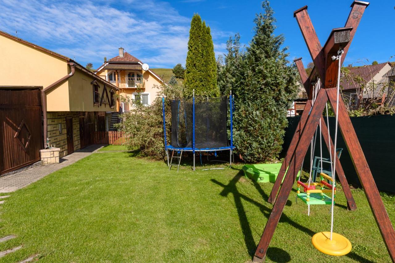Apartmán Elegant 2 Bešeňová Exterior foto